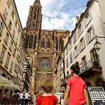 Cosy On Strasbourg Tramway Line And Canal - Confortable Sur Ligne Tram Strasbourg Et Canal *