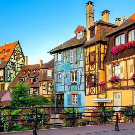 Cosy On Strasbourg Tramway Line And Canal - Confortable Sur Ligne Tram Strasbourg Et Canal Apartment *